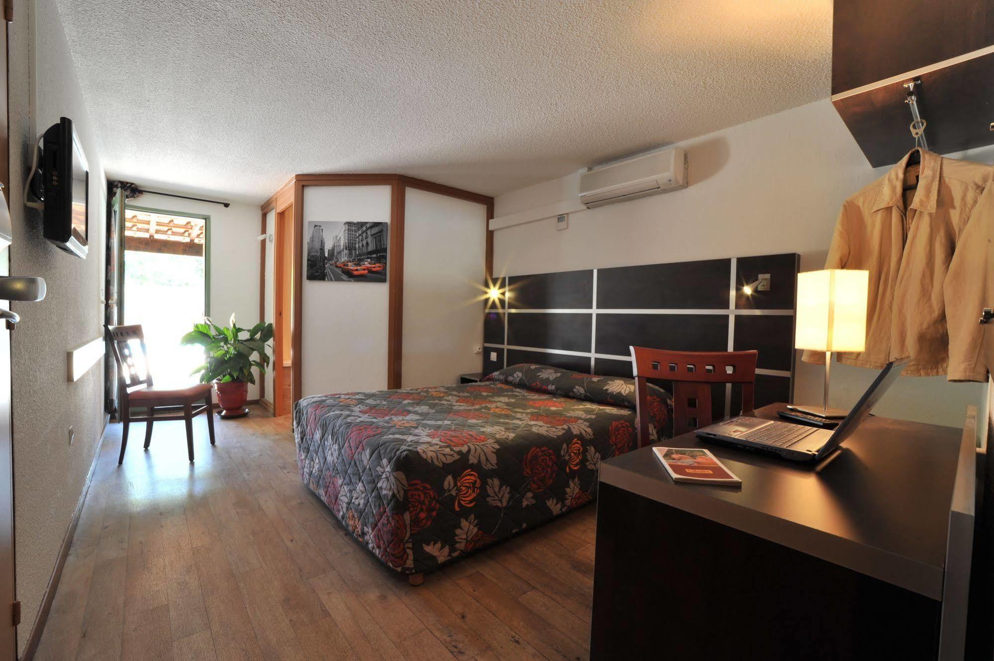 دْراجينْيا Hotel Au Relais De Trans المظهر الخارجي الصورة